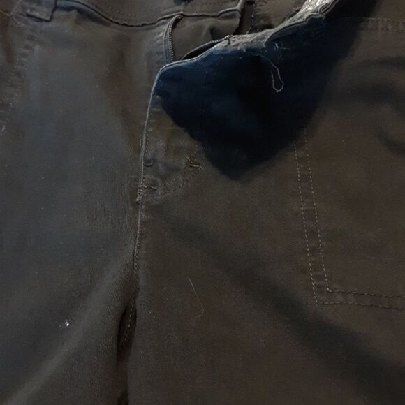 Black Gloria Vanderbilt   jeans - Picture 4 of 7